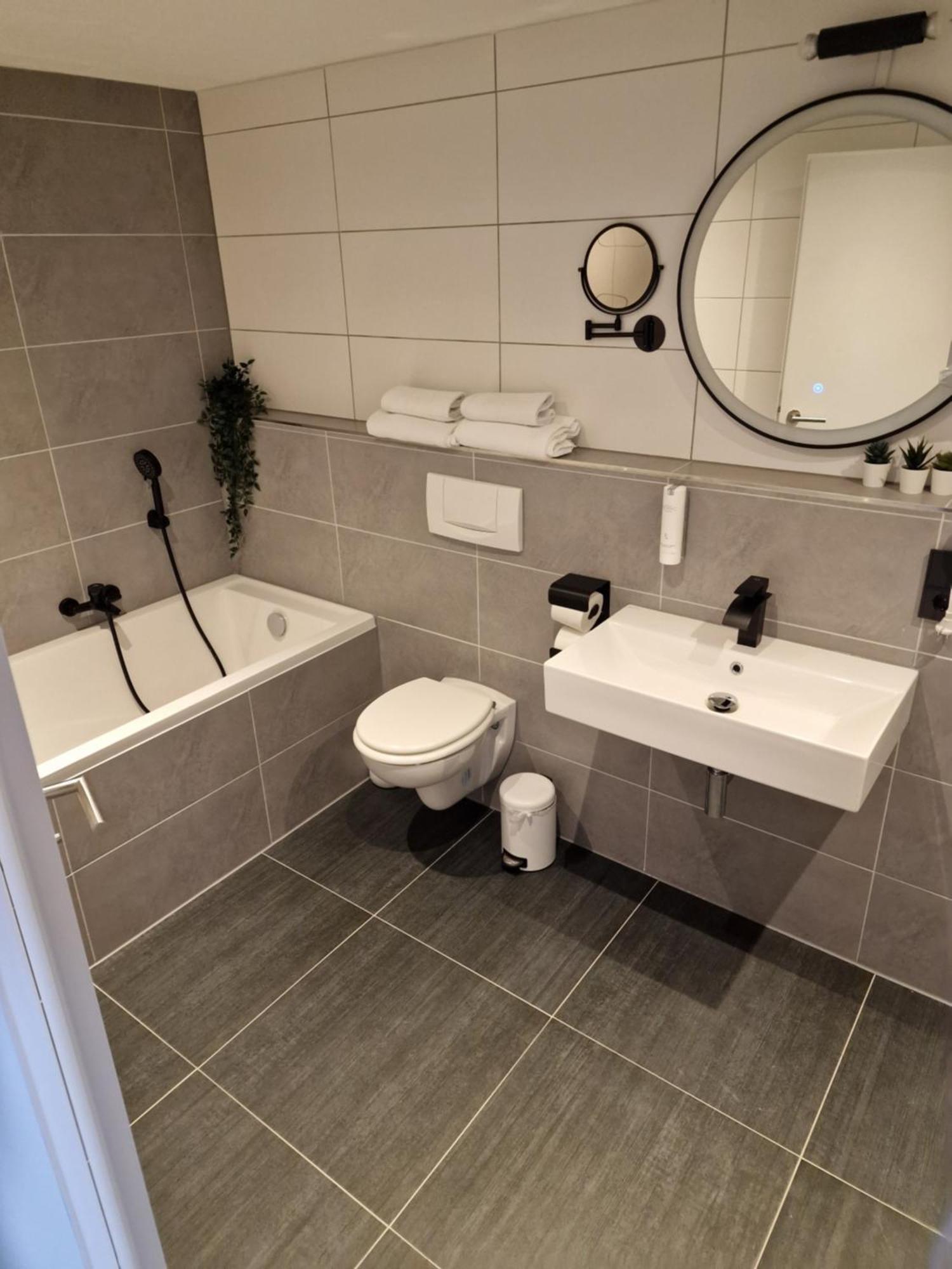 Berghotel Kristall Idar-Oberstein Buitenkant foto